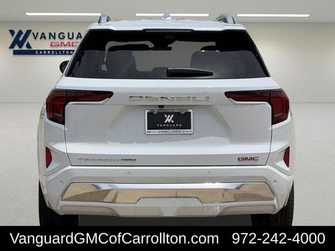 New 2026 GMC Terrain Denali w/ LPO, Floor Liner Package AWD/4WD image 4