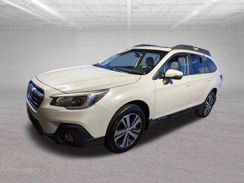 Used 2018 Subaru Outback 2.5i Limited AWD/4WD image 9