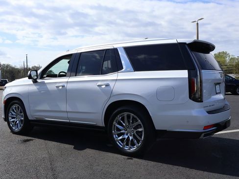 Certified 2023 Cadillac Escalade Premium Luxury Platinum w/ LPO, Radiant Package image 3