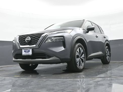 Used 2022 Nissan Rogue SV AWD/4WD image 43