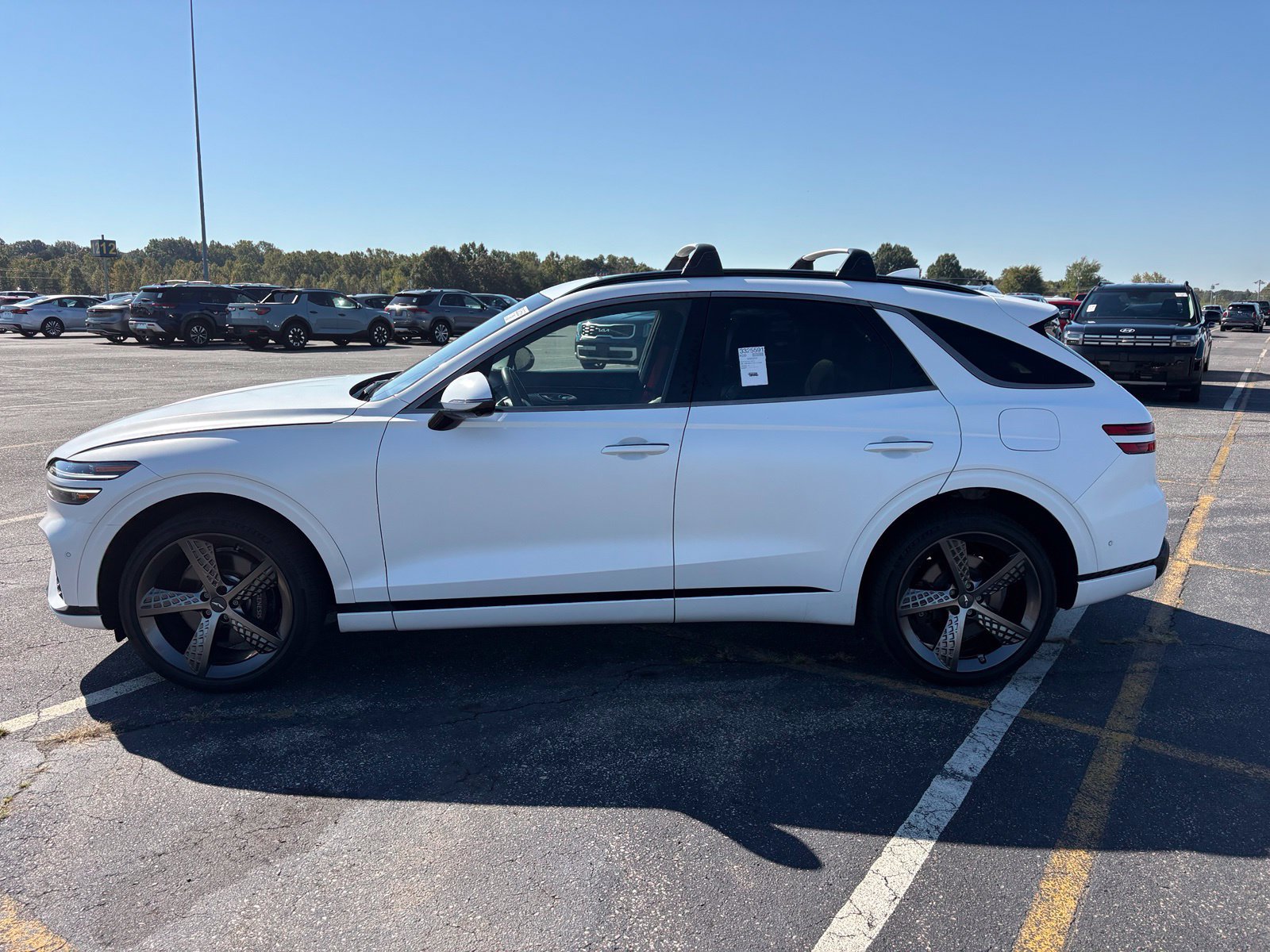 Used 2023 Genesis GV70 2.5T w/ Sport Prestige Package AWD/4WD image 8