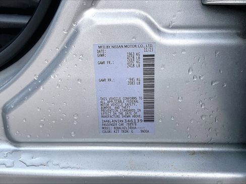 Used 2024 Nissan Altima 2.5 SV image 34