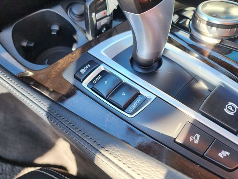 Used 2014 BMW 535i xDrive Sedan image 22