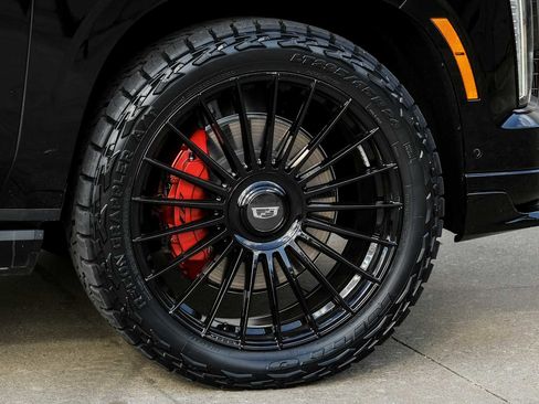 Used 2025 Cadillac Escalade V w/ LPO, Floor Liner Package image 73