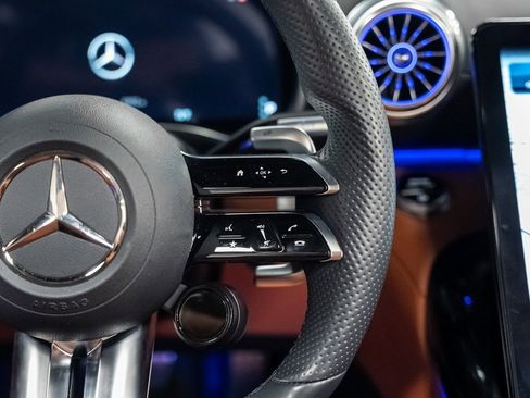 Used 2022 Mercedes-Benz SL 63 AMG 4MATIC image 48