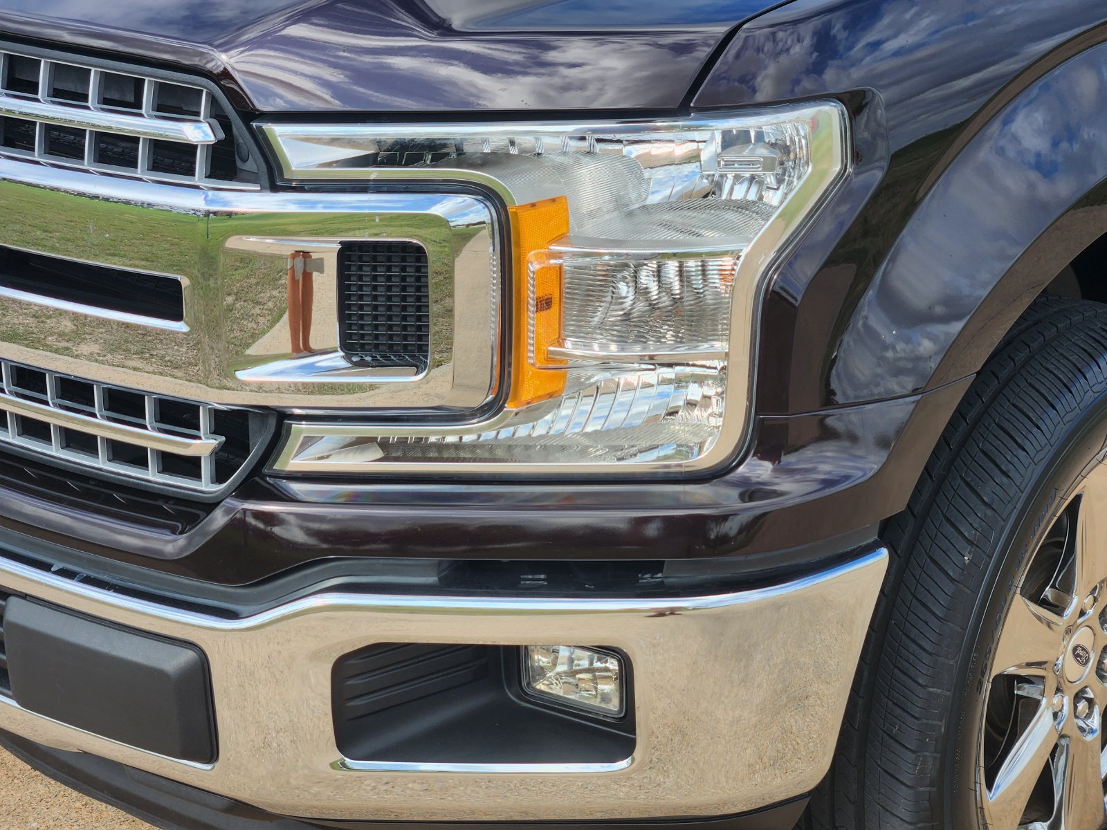 Used 2020 Ford F150 XLT w/ Equipment Group 302A Luxury RWD image 9