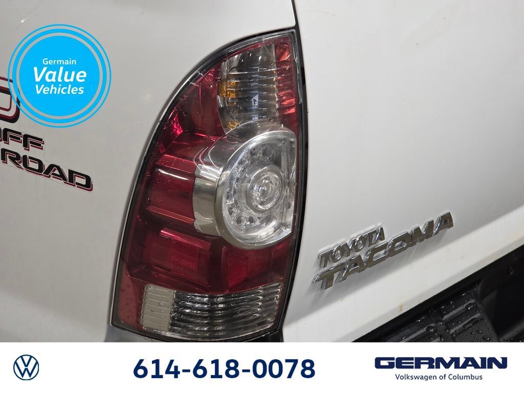 Used 2009 Toyota Tacoma 4x4 Double Cab w/ TRD Off-Road Pkg image 17