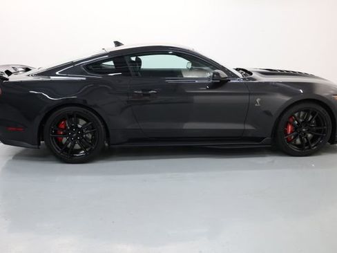 Used 2022 Ford Mustang Shelby GT500 w/ Technology Package image 62