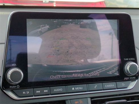 Used 2022 Nissan Altima 2.5 SR image 19