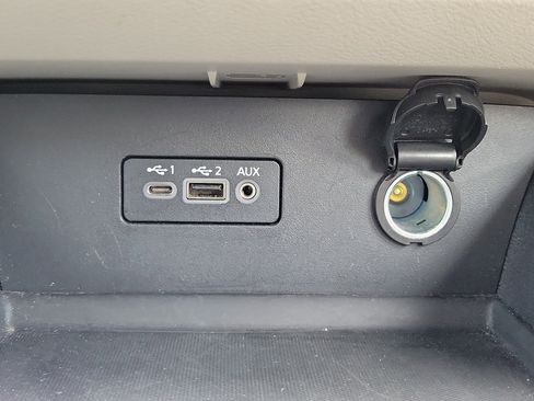 Used 2025 Nissan Altima 2.5 SV FWD image 28