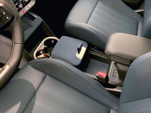 Used 2025 MINI Cooper Countryman S w/ Comfort Package Max image 6