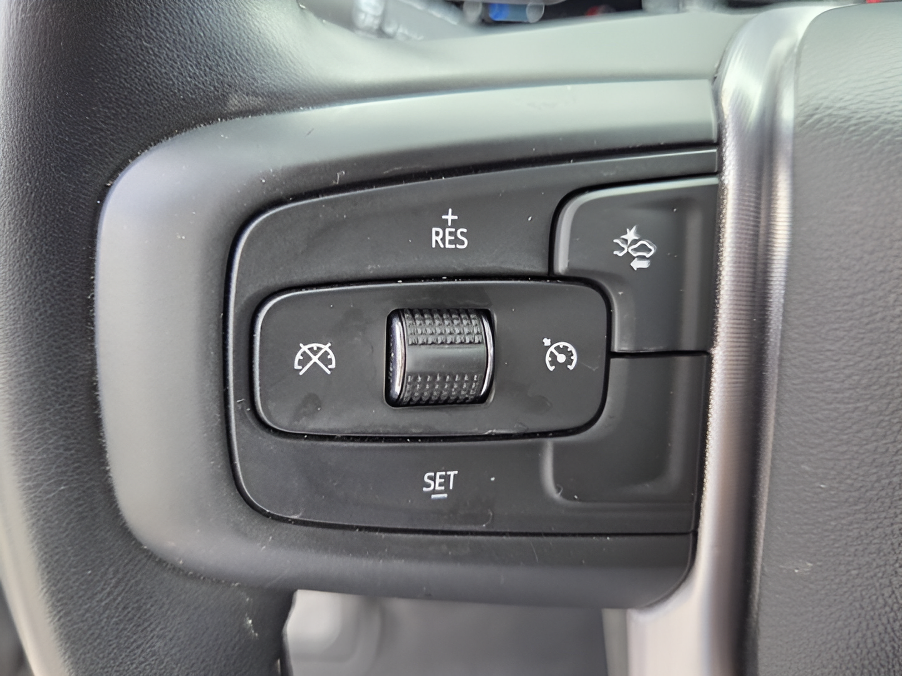 Used 2023 GMC Yukon XL SLE w/ Max Trailering Package AWD/4WD image 24