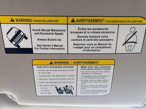 Used 2018 Nissan Rogue S FWD image 27