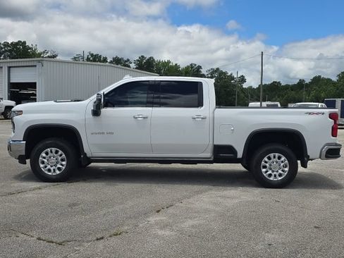 Used 2024 Chevrolet Silverado 3500 LTZ w/ LTZ Premium Package AWD/4WD image 2