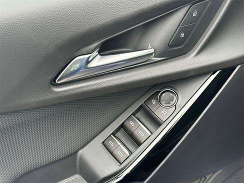 New 2026 Chevrolet Equinox RS image 15