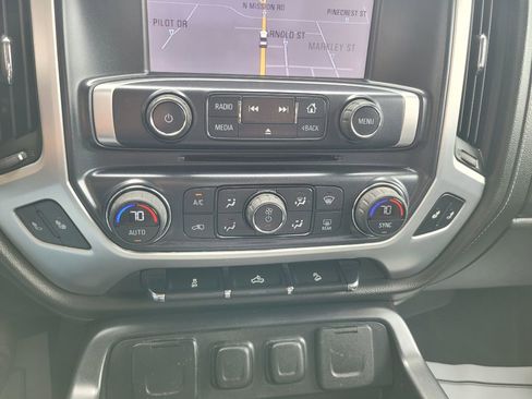 Used 2015 GMC Sierra 2500 SLE AWD/4WD image 30