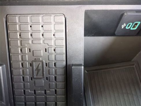 Certified 2023 Ford F250 Lariat w/ Lariat Ultimate Package image 22