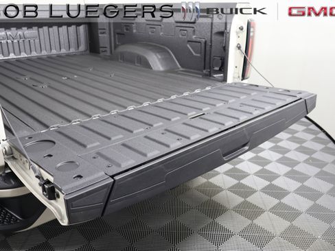 New 2026 GMC Sierra 3500 AT4 w/ AT4 Premium Plus Package image 8