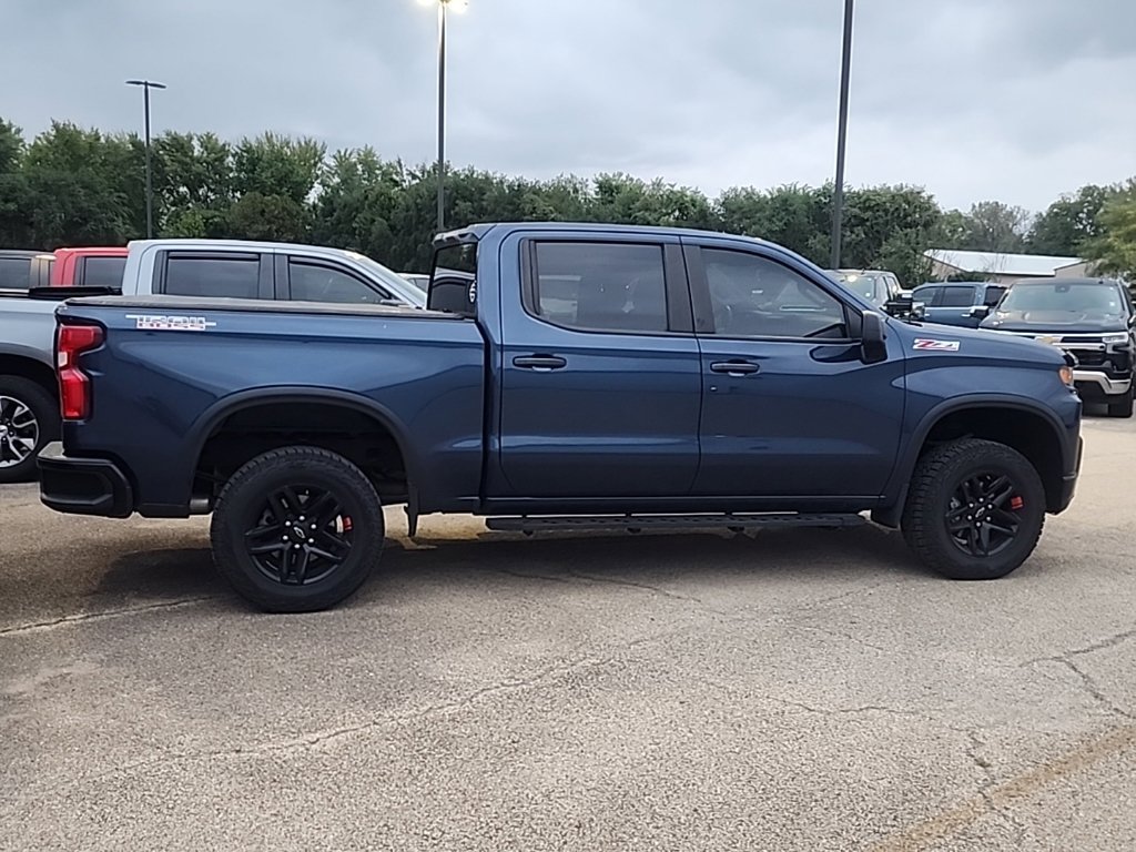 Used 2021 Chevrolet Silverado 1500 Custom Trail Boss AWD/4WD image 5