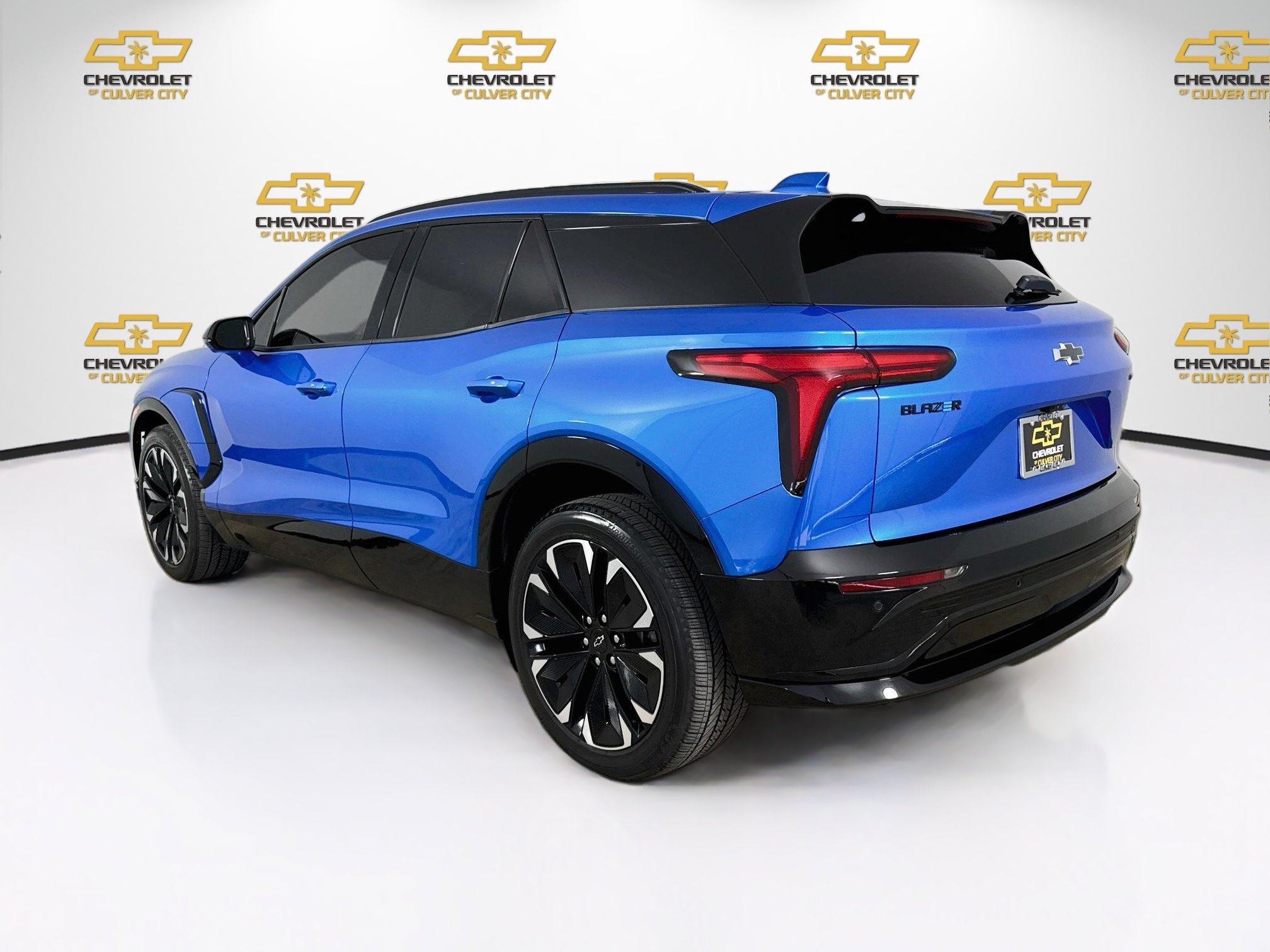 Used 2024 Chevrolet Blazer EV RS AWD/4WD image 6