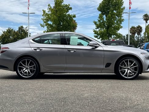 Used 2026 Genesis G70 2.5T RWD image 7
