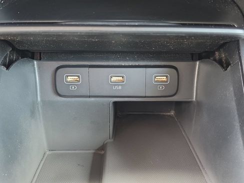 Used 2022 Kia Sorento LX FWD image 26