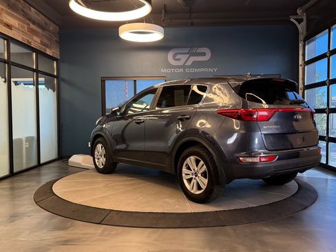 Used 2018 Kia Sportage LX AWD/4WD image 5