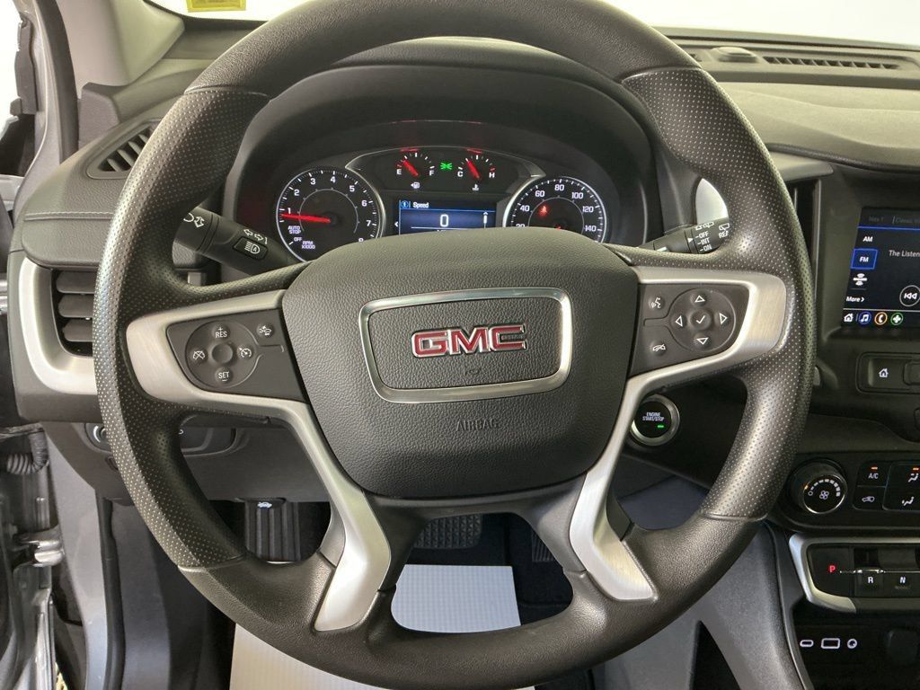Used 2024 GMC Terrain SLE AWD/4WD image 15