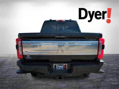 Used 2024 Ford F250 Platinum image 5