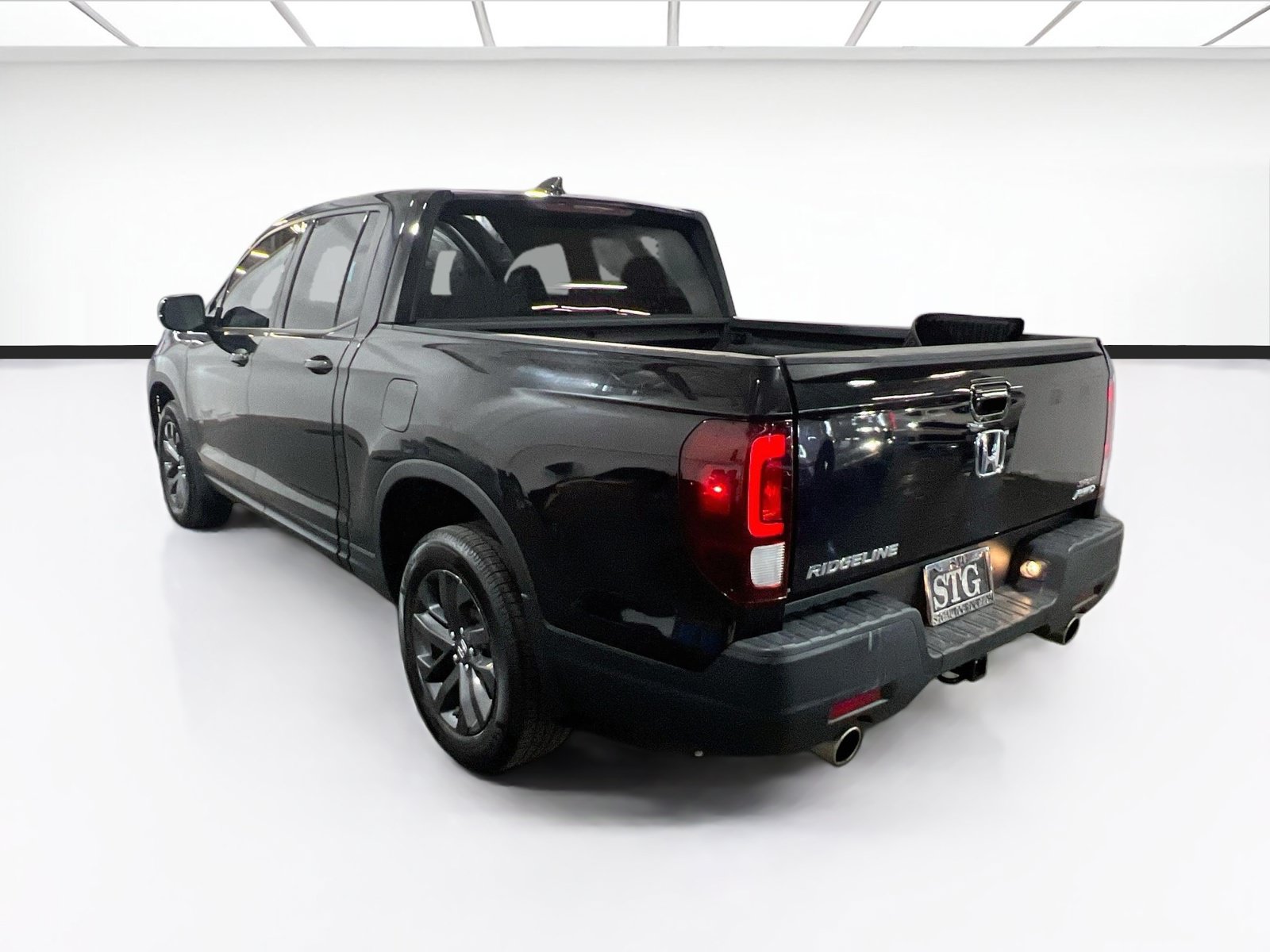 Used 2021 Honda Ridgeline Sport image 6