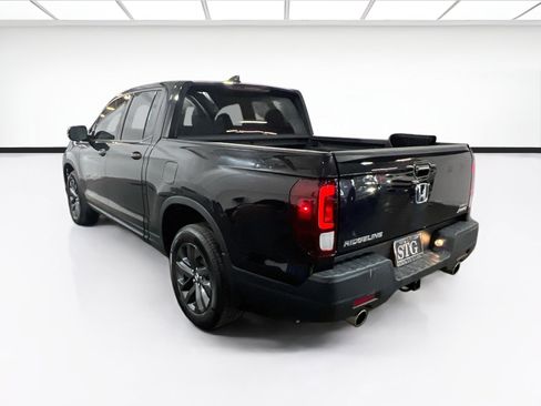 Used 2021 Honda Ridgeline Sport image 6