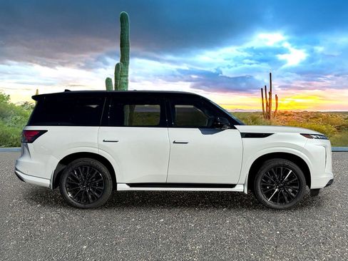 New 2026 INFINITI QX80 Autograph AWD/4WD image 3
