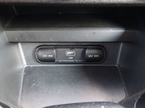 Used 2023 Kia Soul LX FWD image 25