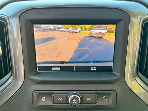 Used 2025 Chevrolet Silverado 2500 Custom w/ Custom Value Package AWD/4WD image 33
