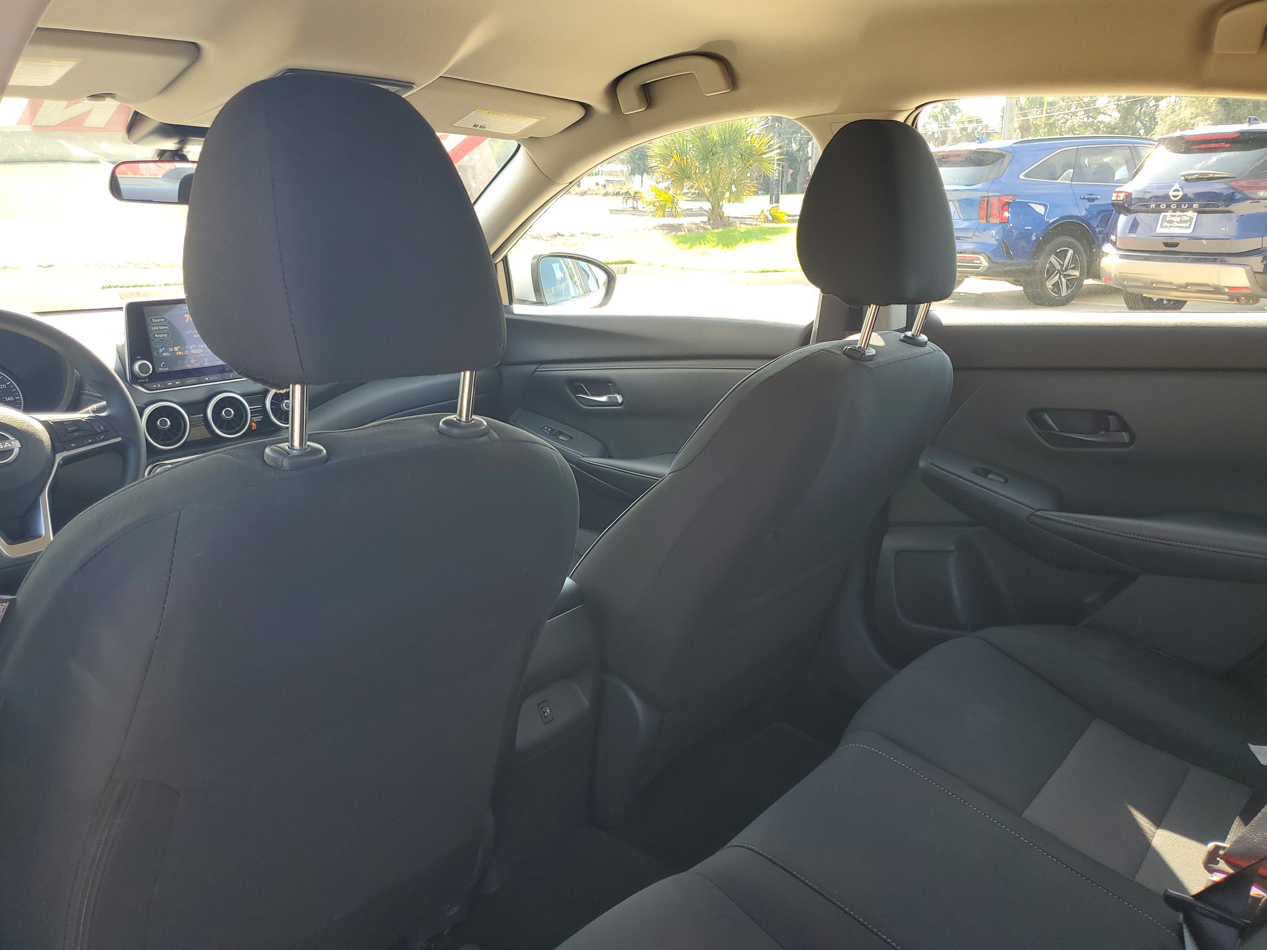 Used 2025 Nissan Sentra SV FWD image 26