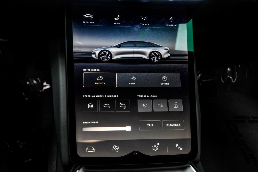 Used 2024 Lucid Air Touring AWD/4WD image 28