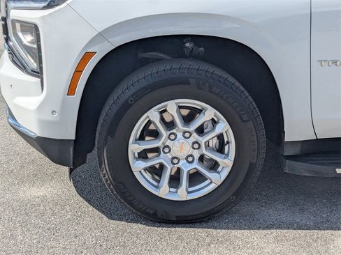 Certified 2025 Chevrolet Tahoe LT image 10