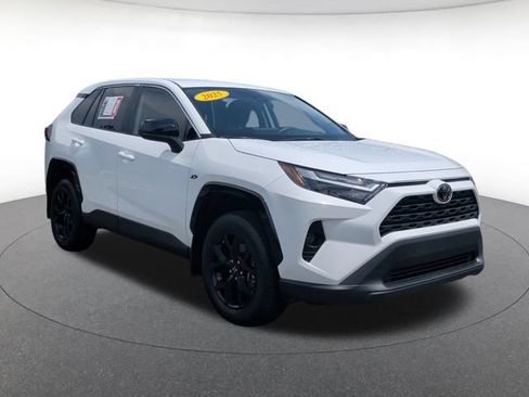 Used 2025 Toyota RAV4 LE FWD image 8