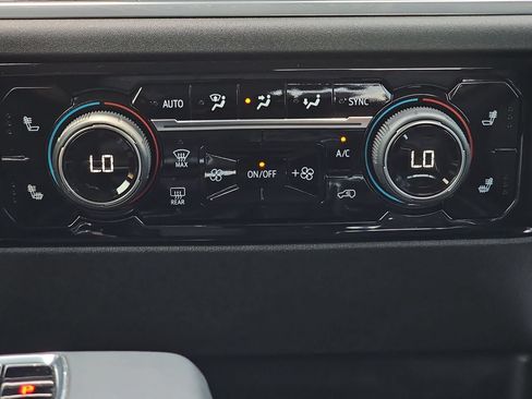 Certified 2023 Chevrolet Silverado 1500 RST AWD/4WD image 25