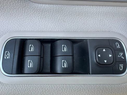 Certified 2023 Mercedes-Benz CLA 250 4MATIC image 9