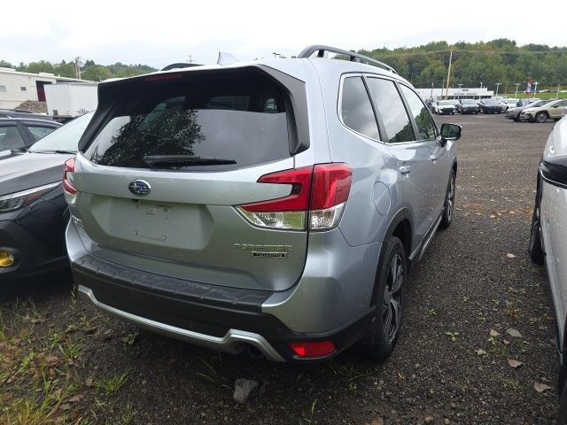 Used 2021 Subaru Forester Touring AWD/4WD image 7