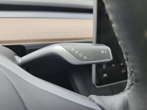 Used 2022 Tesla Model 3 Long Range image 32
