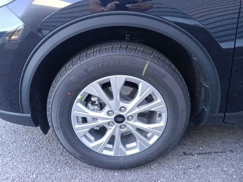 New 2026 Ford Escape Active w/ Cold Weather Package FWD image 10