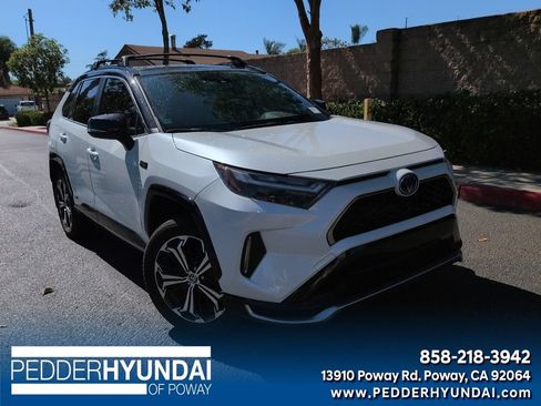 Used 2024 Toyota RAV4 XSE AWD/4WD image 1