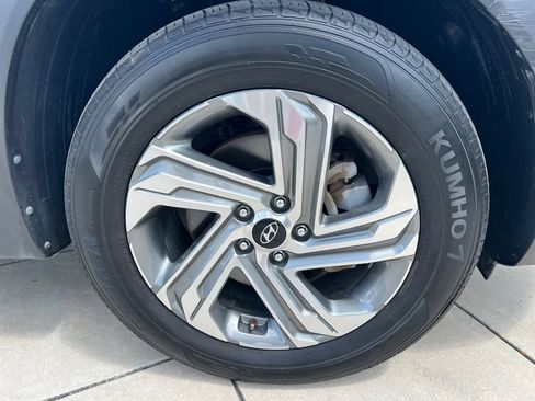 Used 2021 Hyundai Santa Fe SEL w/ Convenience Package FWD image 5