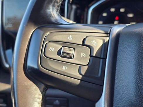 Used 2023 GMC Sierra 1500 SLE image 32