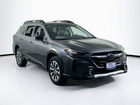 Used 2023 Subaru Outback Limited AWD/4WD image 3