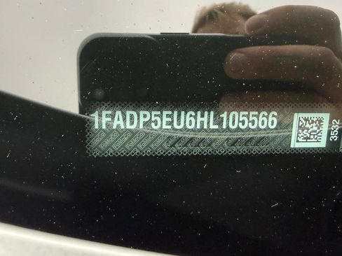 Used 2017 Ford C-MAX Energi SE w/ Equipment Group 402A FWD image 22