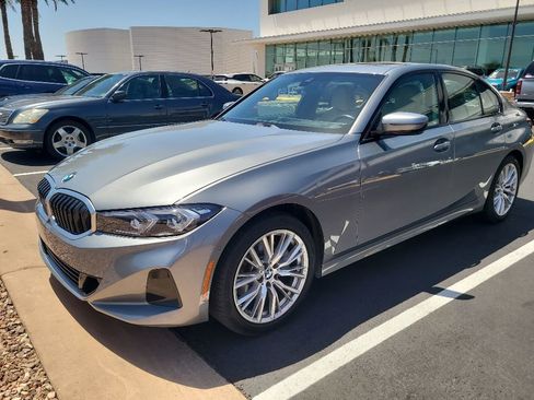 Used 2023 BMW 330i Sedan w/ Premium Package RWD image 4
