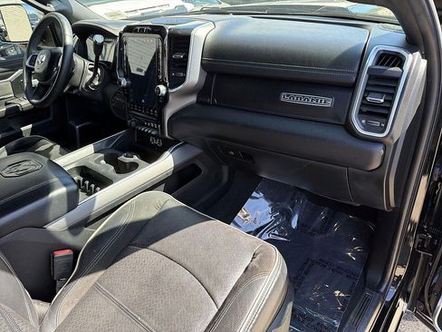 Used 2022 RAM 2500 Laramie AWD/4WD image 28